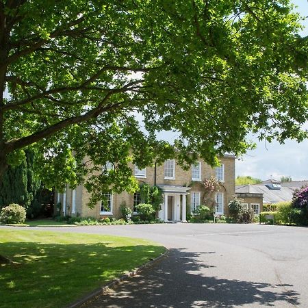 Hadlow Manor Hotel Exterior photo